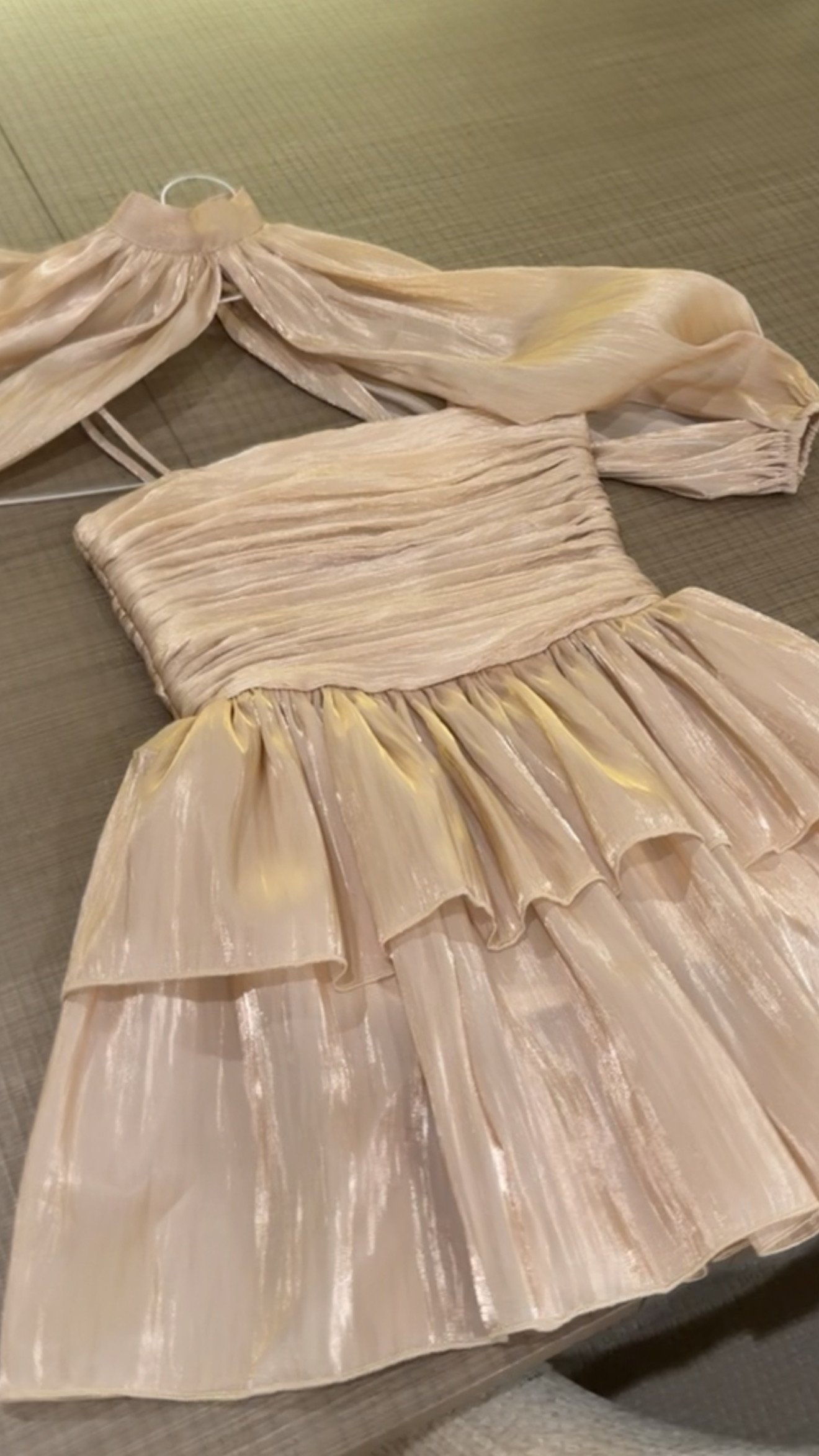 Silky dress-beige - Image 3